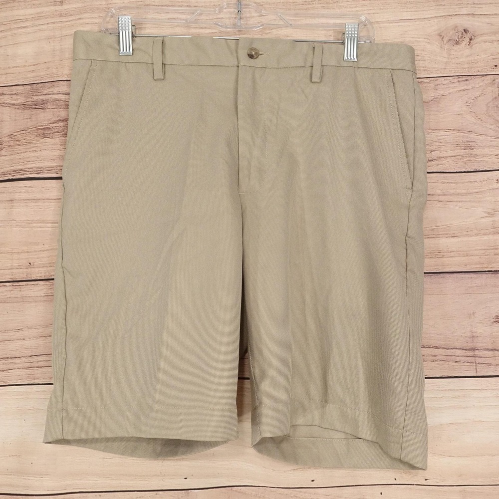 Greg Norman Shorts Mens 34 Beige Check Chino Microfiber 9 Inseam Golf Casual